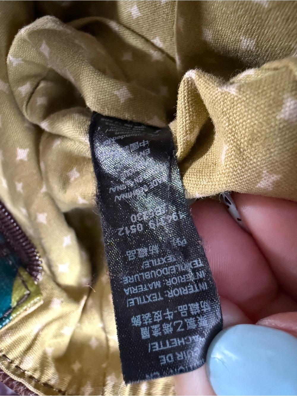 Fossil Key-Per tote bag featuring a vibrant, colorful floral pattern, guc - Picture 10 of 14